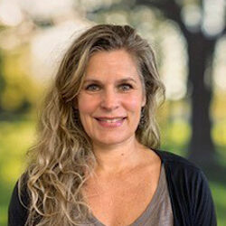 Photo of Elisabeth Cooper Photo of Elisabeth Cooper